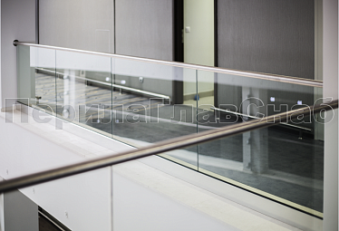 Стеклянные ограждения для балконов купить в Казани