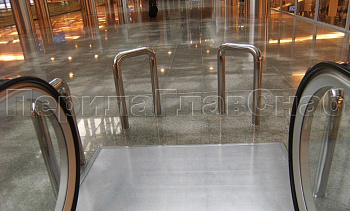 Защитный барьер эскалатора в Казани. Готовые проекты ПерилаГлавСнаб