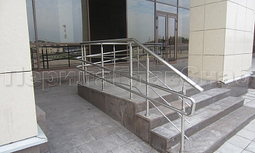 Ограждение пандуса с тремя ригелями купить в Казани