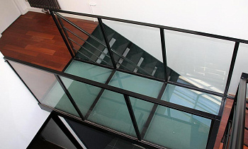 Стеклянный пол для легкого перекрытия между этажами в Казани. Готовые проекты ПерилаГлавСнаб