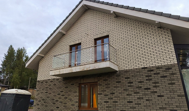 Французский балкон и лестница в Казани. Готовые проекты ПерилаГлавСнаб