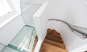 Стеклянный потолок в двухъярусной квартире в Казани. Готовые проекты ПерилаГлавСнаб