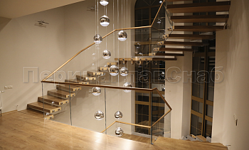 Перила для лестниц в частном доме в Казани. Готовые проекты ПерилаГлавСнаб