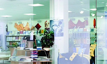 Перегородки с прозрачным стеклом в офис в Казани. Готовые проекты ПерилаГлавСнаб