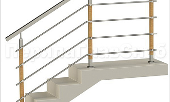Четыре ригеля на держателях, квадратный поручень и стойки с деревянными вставками в Казани. Готовые проекты ПерилаГлавСнаб