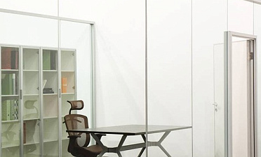 Стеклянные перегородки в офис купить в Казани