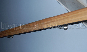 Пристенный деревянный квадратный поручень в Казани. Готовые проекты ПерилаГлавСнаб Пристенный деревянный квадратный поручень в Казани. Готовые проекты ПерилаГлавСнаб