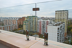 Цельностеклянные ограждения для крыш в Казани. Готовые проекты ПерилаГлавСнаб - фото 17