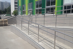 Поручни для инвалидов из нержавеющей стали в Казани. Готовые проекты ПерилаГлавСнаб - фото 1