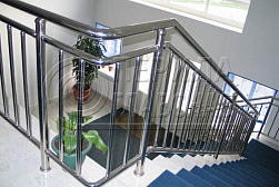 Перила и ограждения с вертикальным заполнением в Казани. Готовые проекты ПерилаГлавСнаб - фото 3