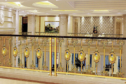 Латунные перила под золото в Казани. Готовые проекты ПерилаГлавСнаб - фото 1 Латунные перила под золото в Казани. Готовые проекты ПерилаГлавСнаб - фото 1