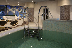 Поручни для бассейна в Казани. Готовые проекты ПерилаГлавСнаб - фото 1