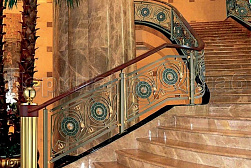 Латунные перила под золото в Казани. Готовые проекты ПерилаГлавСнаб - фото 3 Латунные перила под золото в Казани. Готовые проекты ПерилаГлавСнаб - фото 3