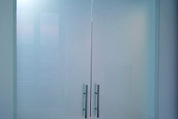 Раздвижные стеклянные двери в Казани. Готовые проекты ПерилаГлавСнаб - фото 6