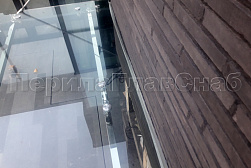 Стеклянные козырьки на спайдерах в Казани. Готовые проекты ПерилаГлавСнаб - фото 6