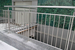 Перила и ограждения с вертикальным заполнением в Казани. Готовые проекты ПерилаГлавСнаб - фото 7