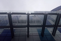 Стеклянные козырьки на спайдерах в Казани. Готовые проекты ПерилаГлавСнаб - фото 10