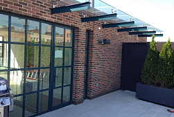 Консольные козырьки и навесы в Казани. Готовые проекты ПерилаГлавСнаб - фото 13