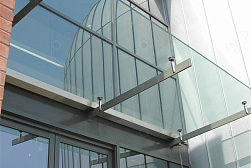 Консольные козырьки и навесы в Казани. Готовые проекты ПерилаГлавСнаб - фото 9