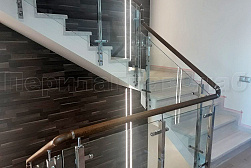 Стеклянные перила для колодезных лестниц в Казани. Готовые проекты ПерилаГлавСнаб - фото 3