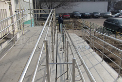 Поручни для инвалидов из нержавеющей стали в Казани. Готовые проекты ПерилаГлавСнаб - фото 5